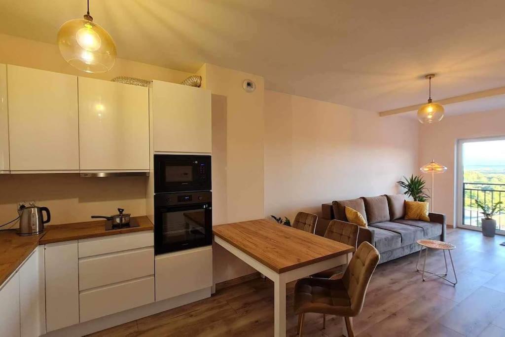 Mily, Nowy, Luksusowy Apartament Apartment Przemysl Exterior photo